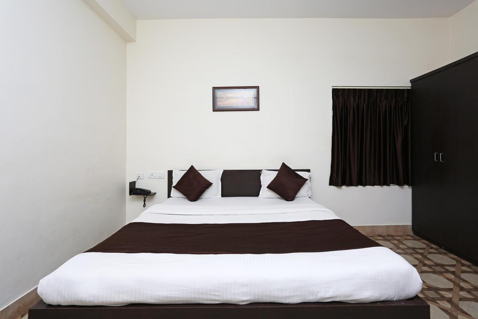 Oyo Stellar Resort Bhubaneswar Exterior photo
